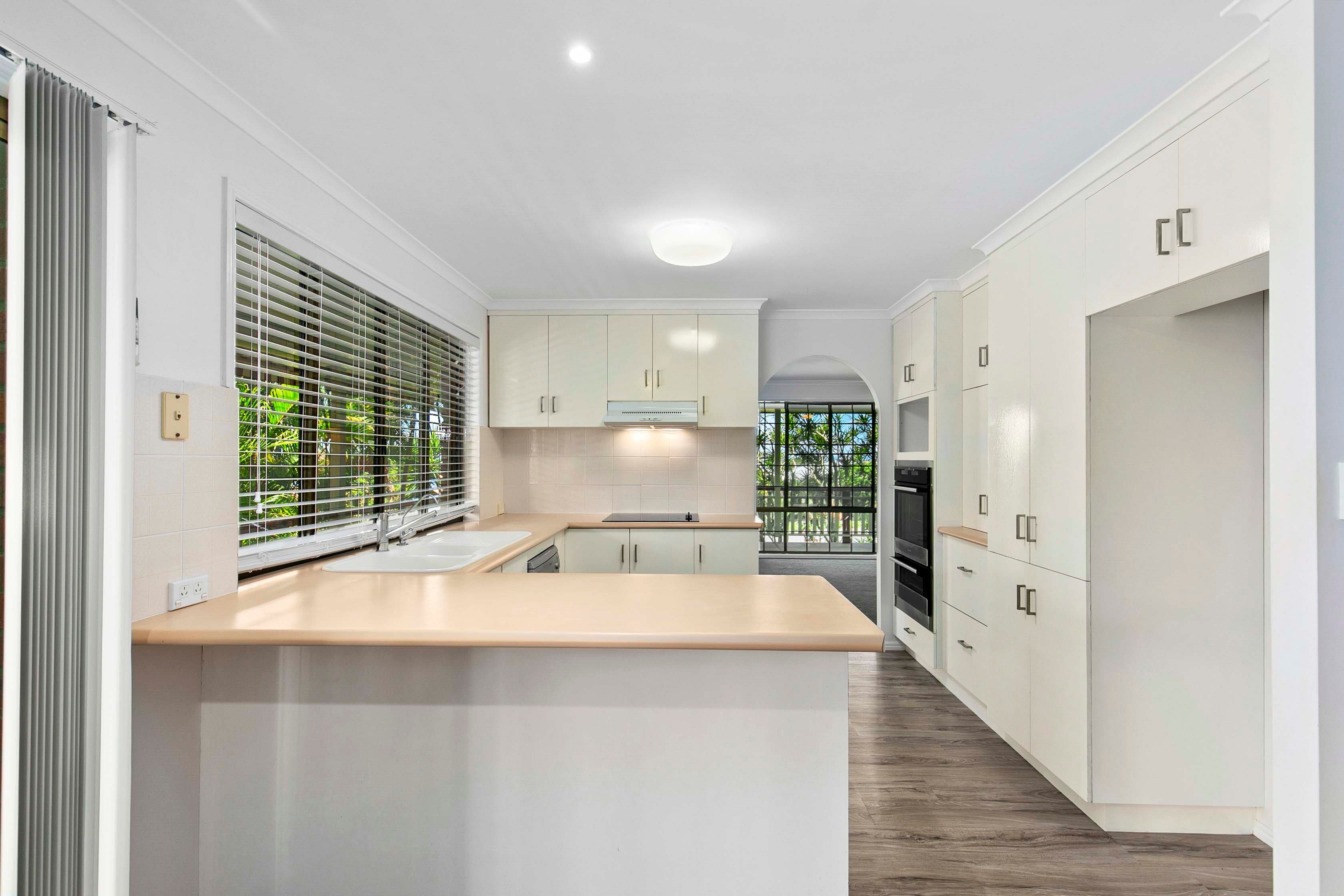 19 Rohan Way, Kawungan QLD 4655, Kawungan - Thumbnail 2
