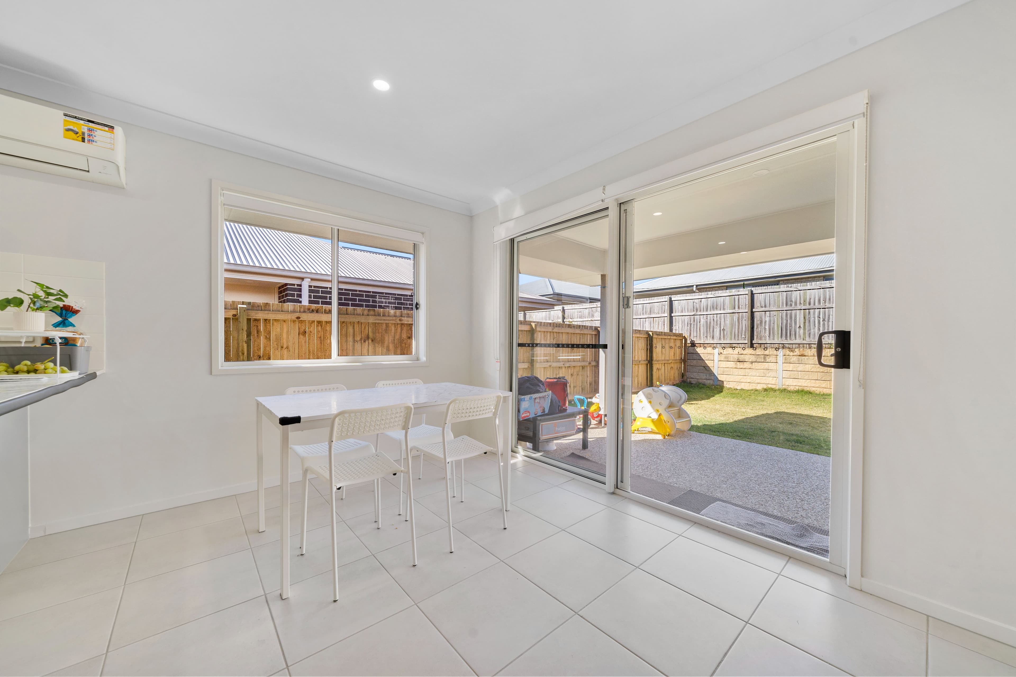 35 Eileen Court, Logan Reserve QLD 4133, Logan Reserve - Thumbnail 4