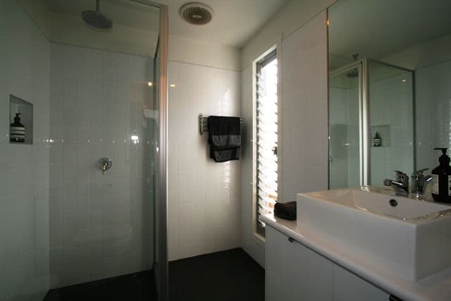201 Thompson Avenue, Cowes VIC 3922, Cowes - Thumbnail 7
