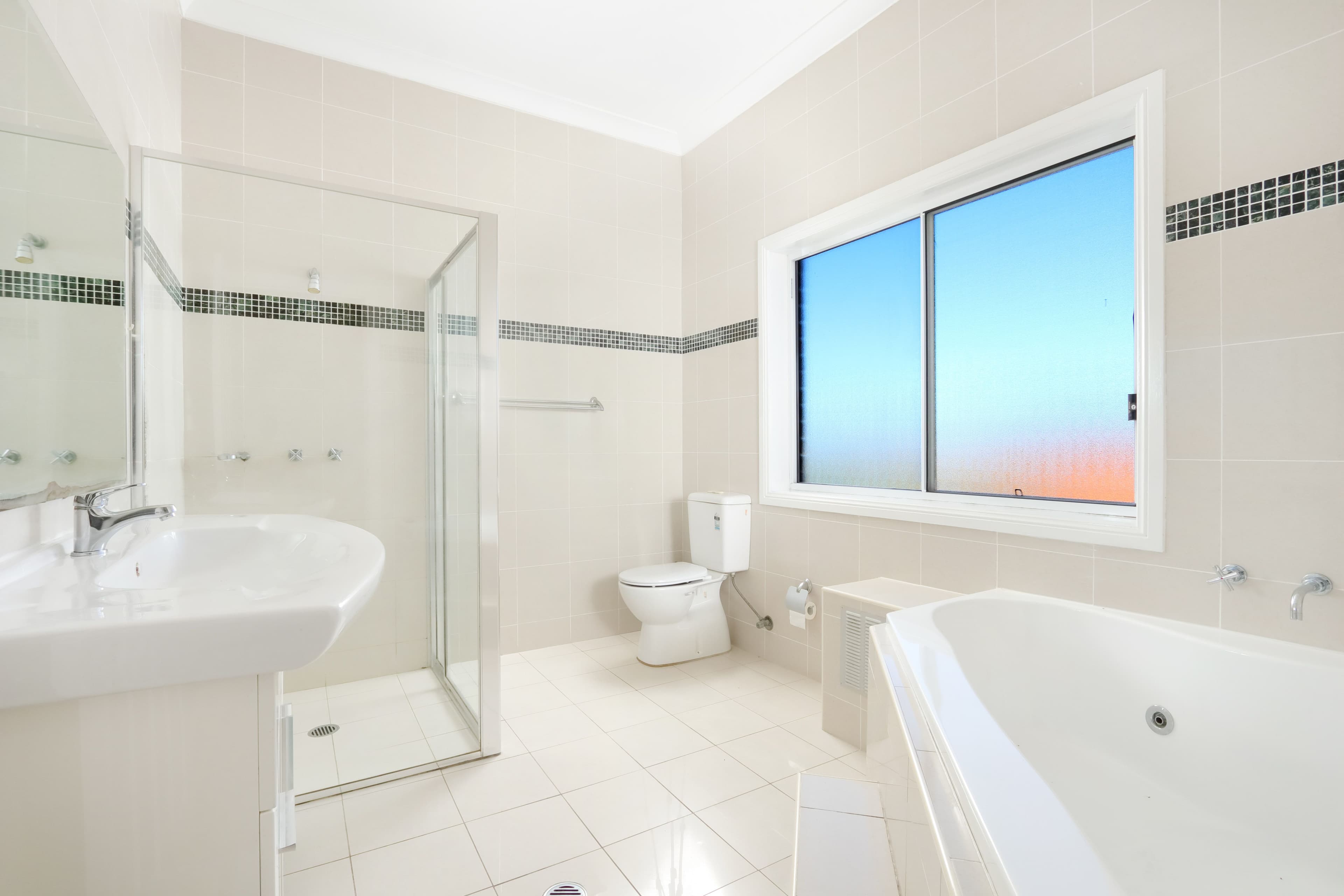 18 Federal Road, Ringwood East - Thumbnail 5