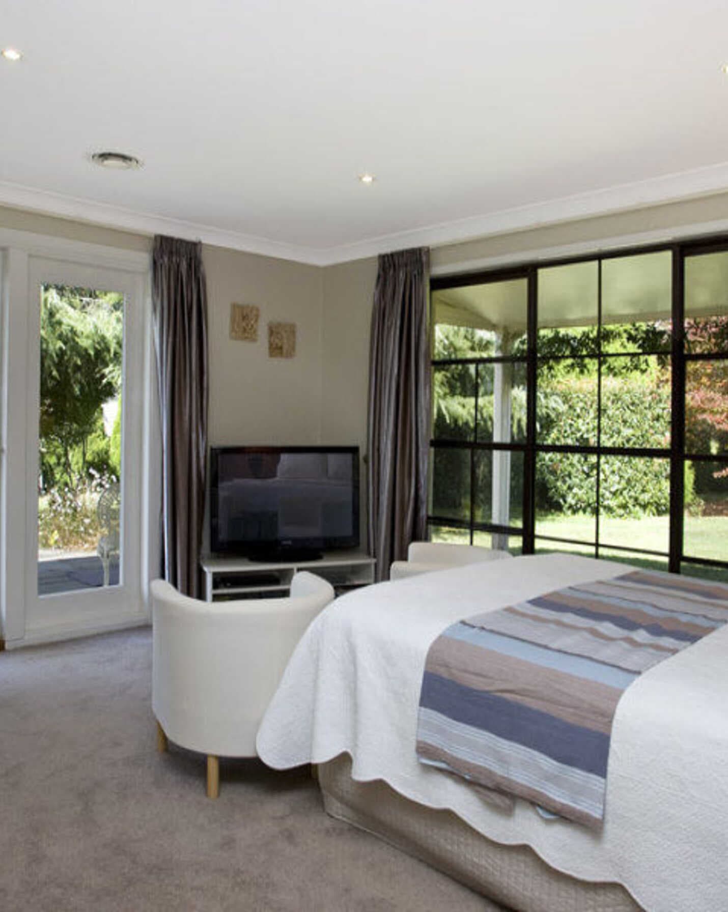 159 Ringwood Road Exeter, Exeter - Thumbnail 5