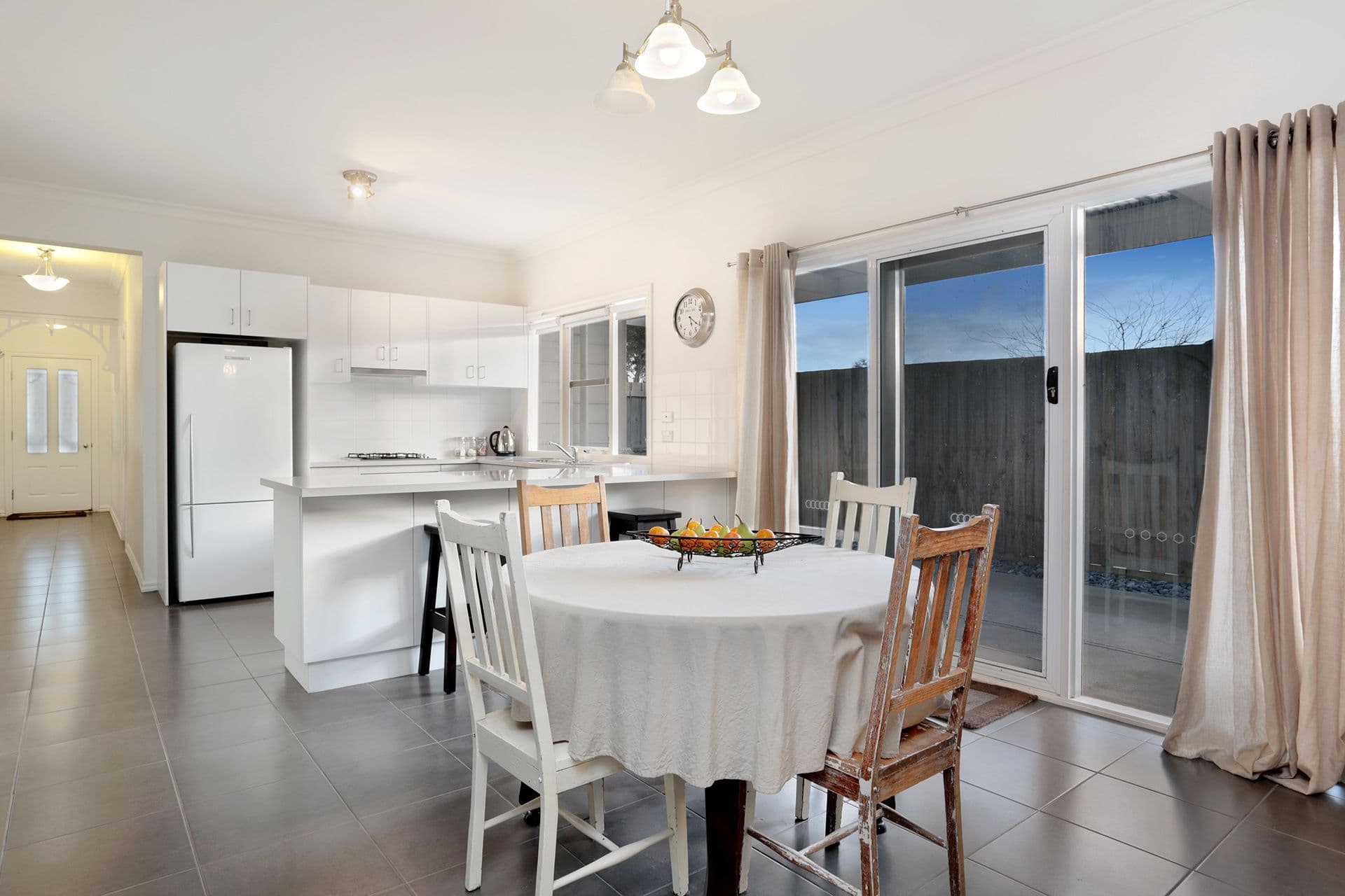 14 Ranfurlie Avenue, Point Cook VIC 3030, Point Cook - Thumbnail 6