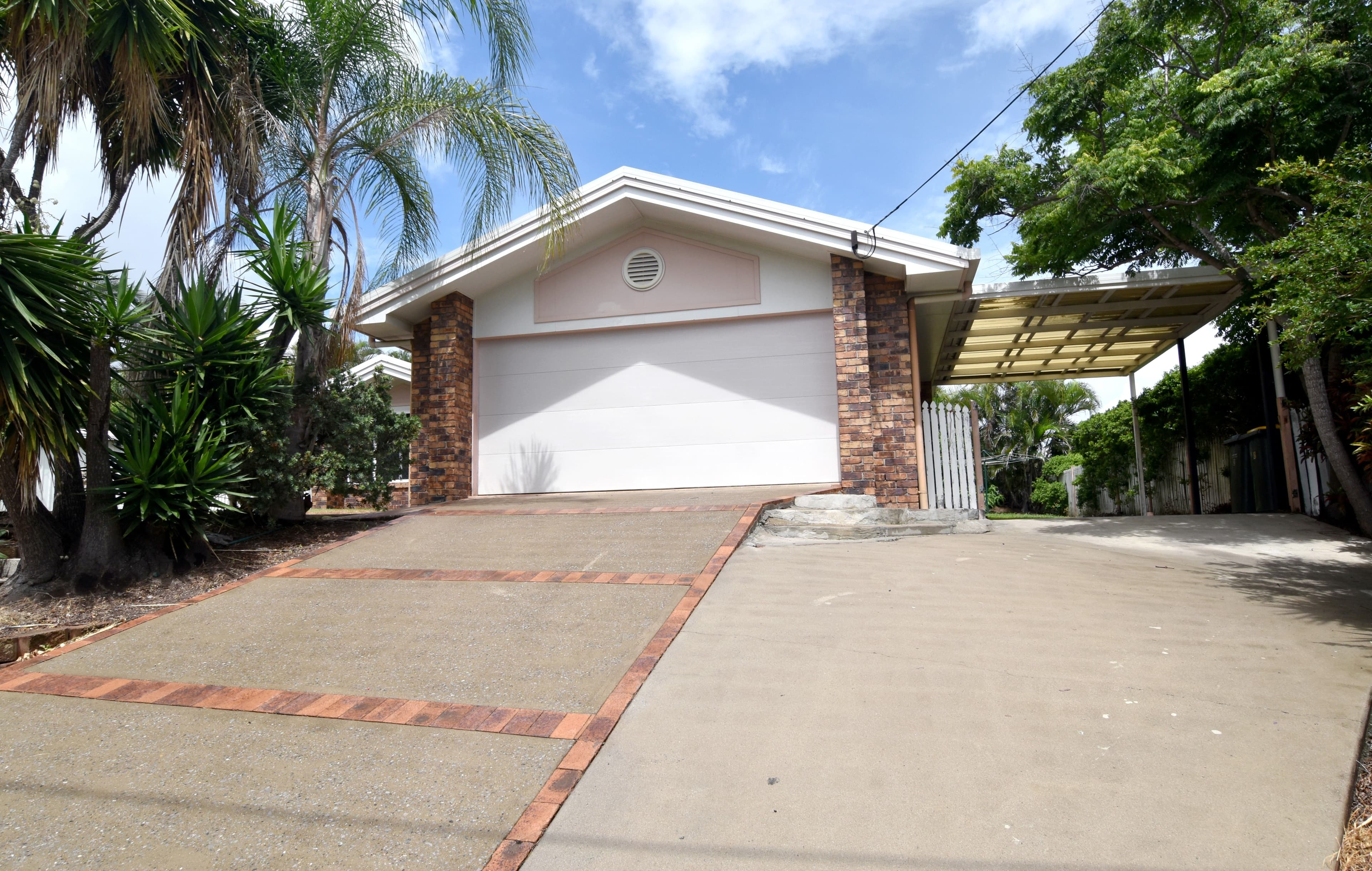 2 Kenneth Court, New Auckland QLD 4680, New Auckland - Thumbnail 2