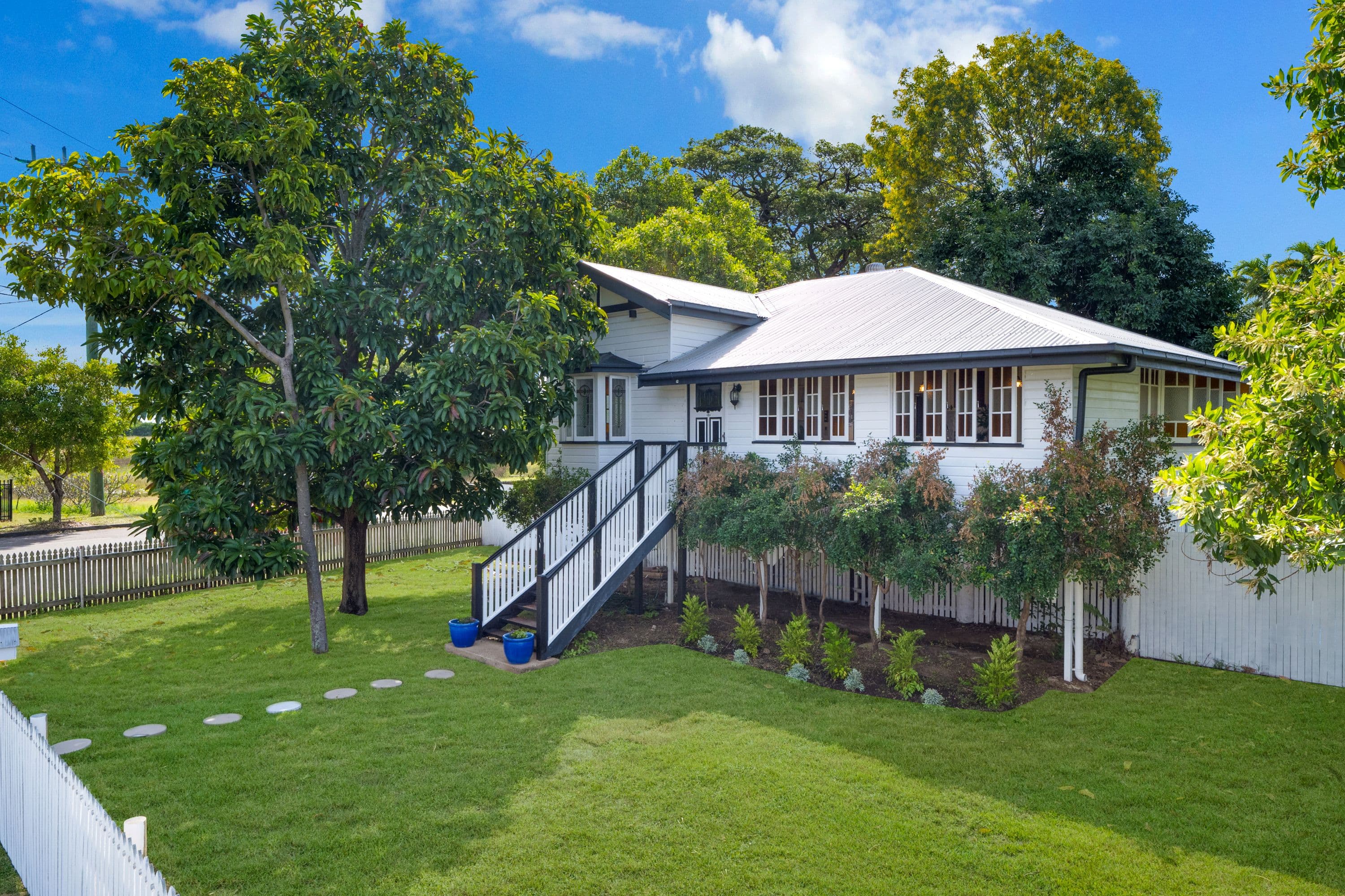 13 Oxford Street, Hyde Park QLD 4812, Hyde Park - Image 1