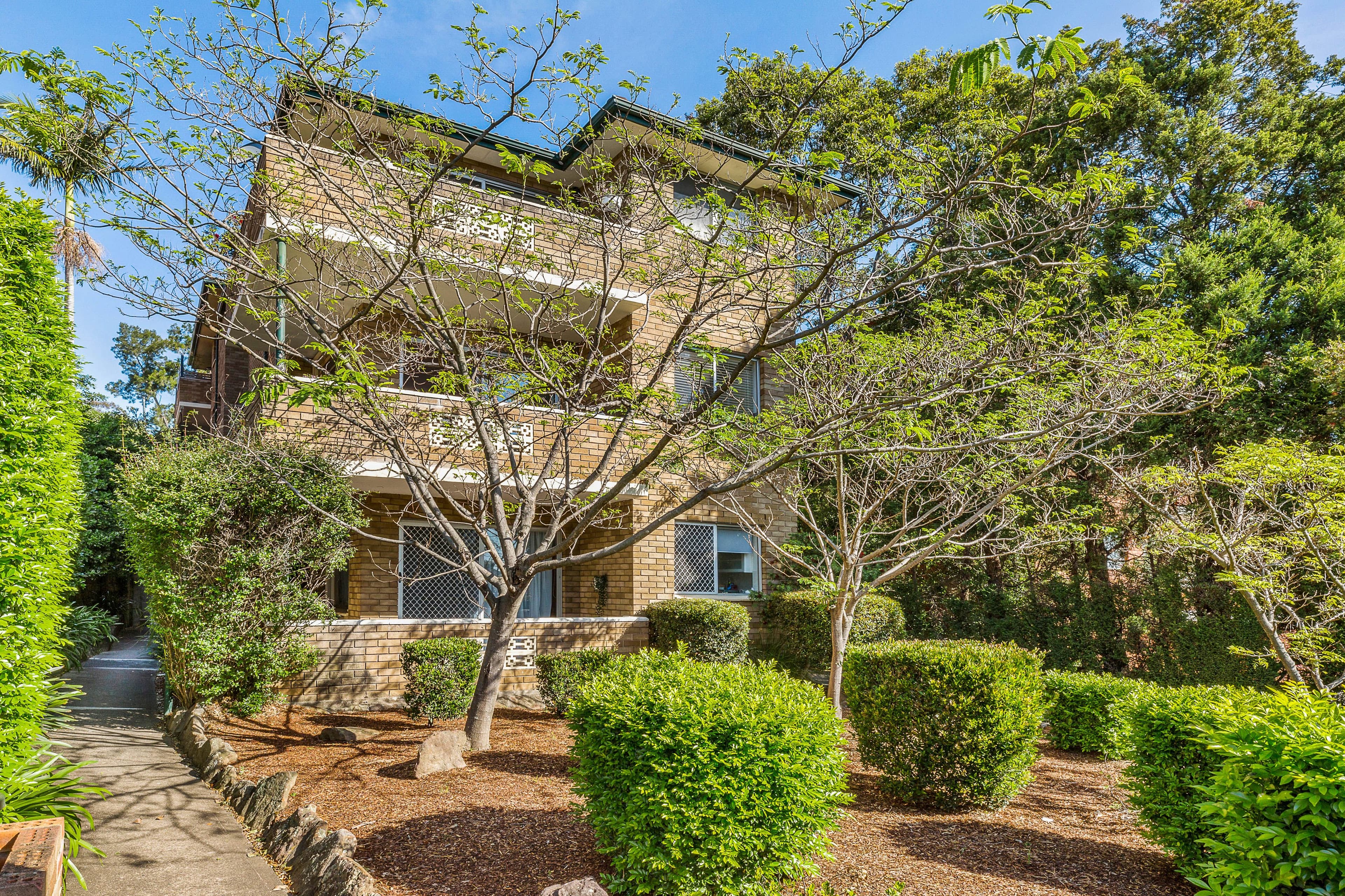 4 Ross Street, Gladesville NSW 2111, Gladesville - Thumbnail 2
