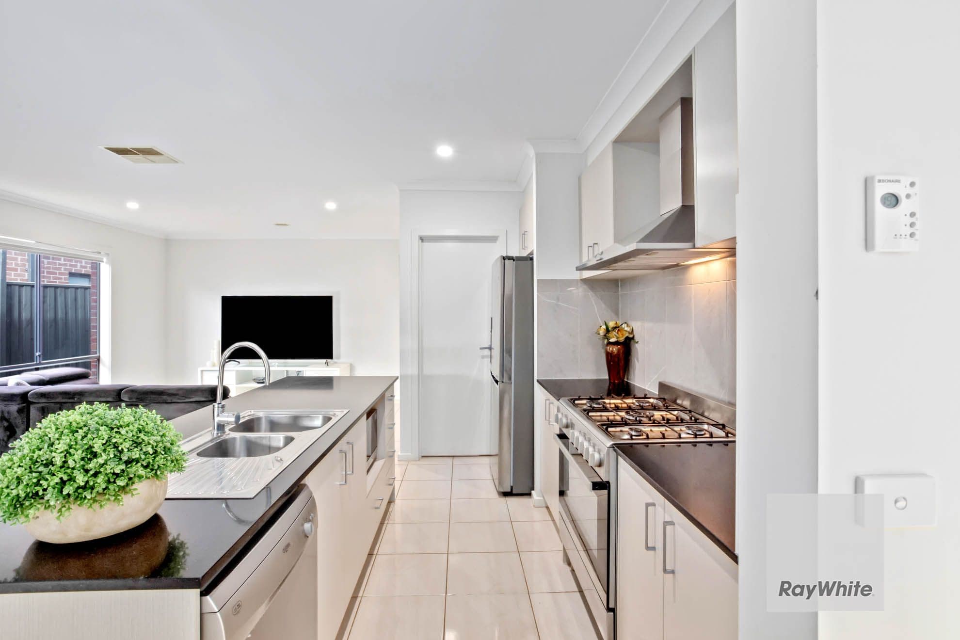 10 Wing Street, Diggers Rest VIC 3427, Diggers Rest - Thumbnail 6