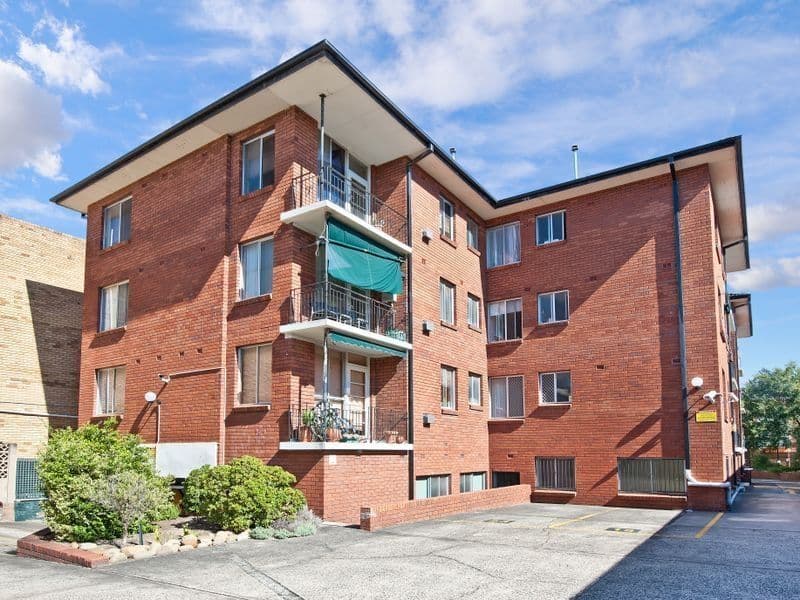 6/324b Marrickville Road, Marrickville - Image 1
