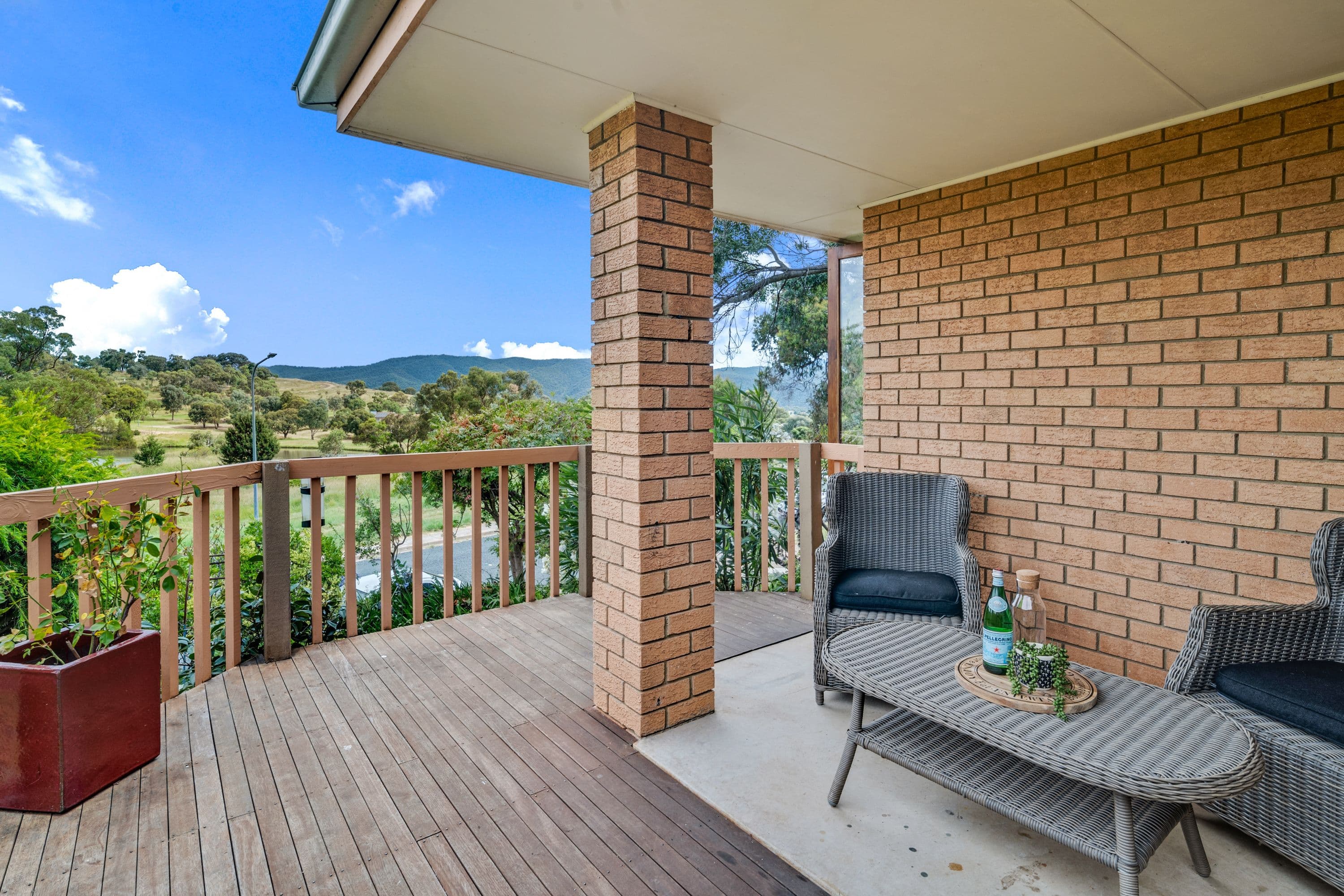 74 Crozier Circuit, Kambah ACT 2902, Kambah - Thumbnail 4