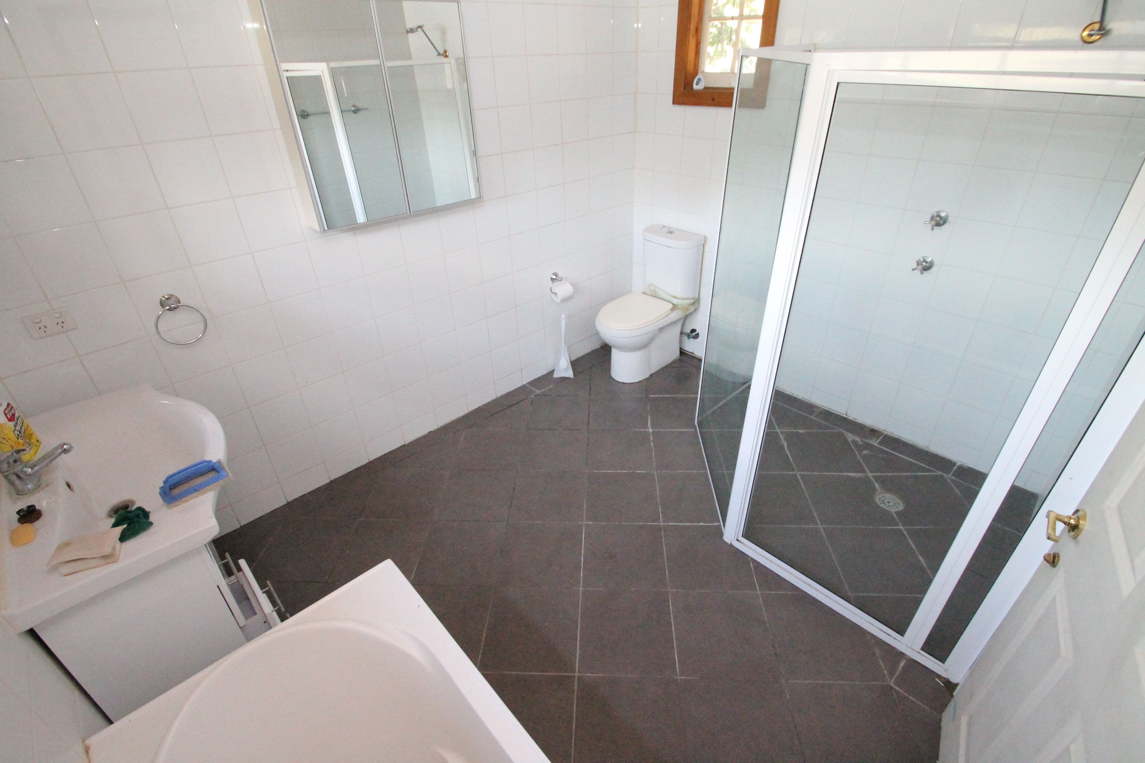 13 Learmonth Street, Willow Tree - Thumbnail 6