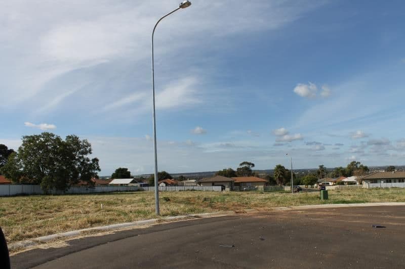 6 Isaac Court, DUBBO NSW 2830, Dubbo - Thumbnail 2