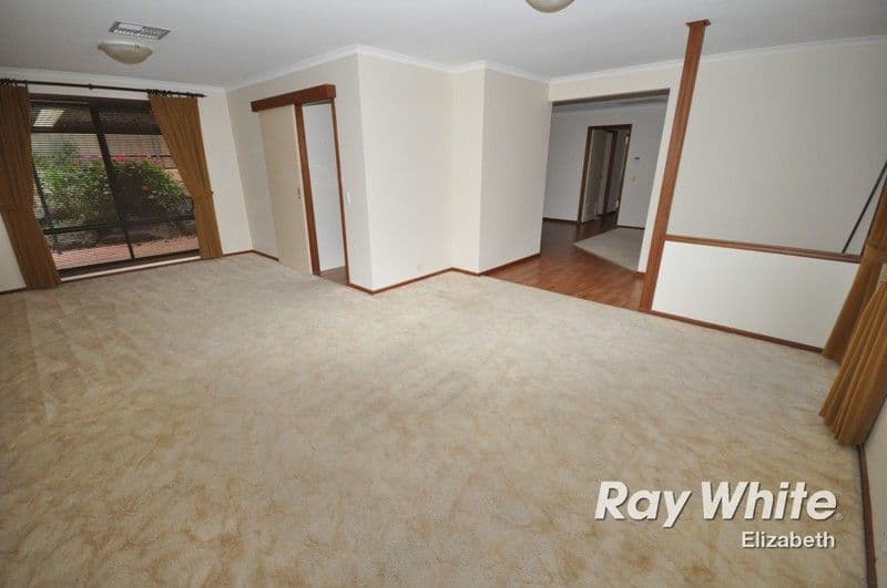 31 Sydney Street, BRASSALL QLD 4305, Brassall - Thumbnail 2