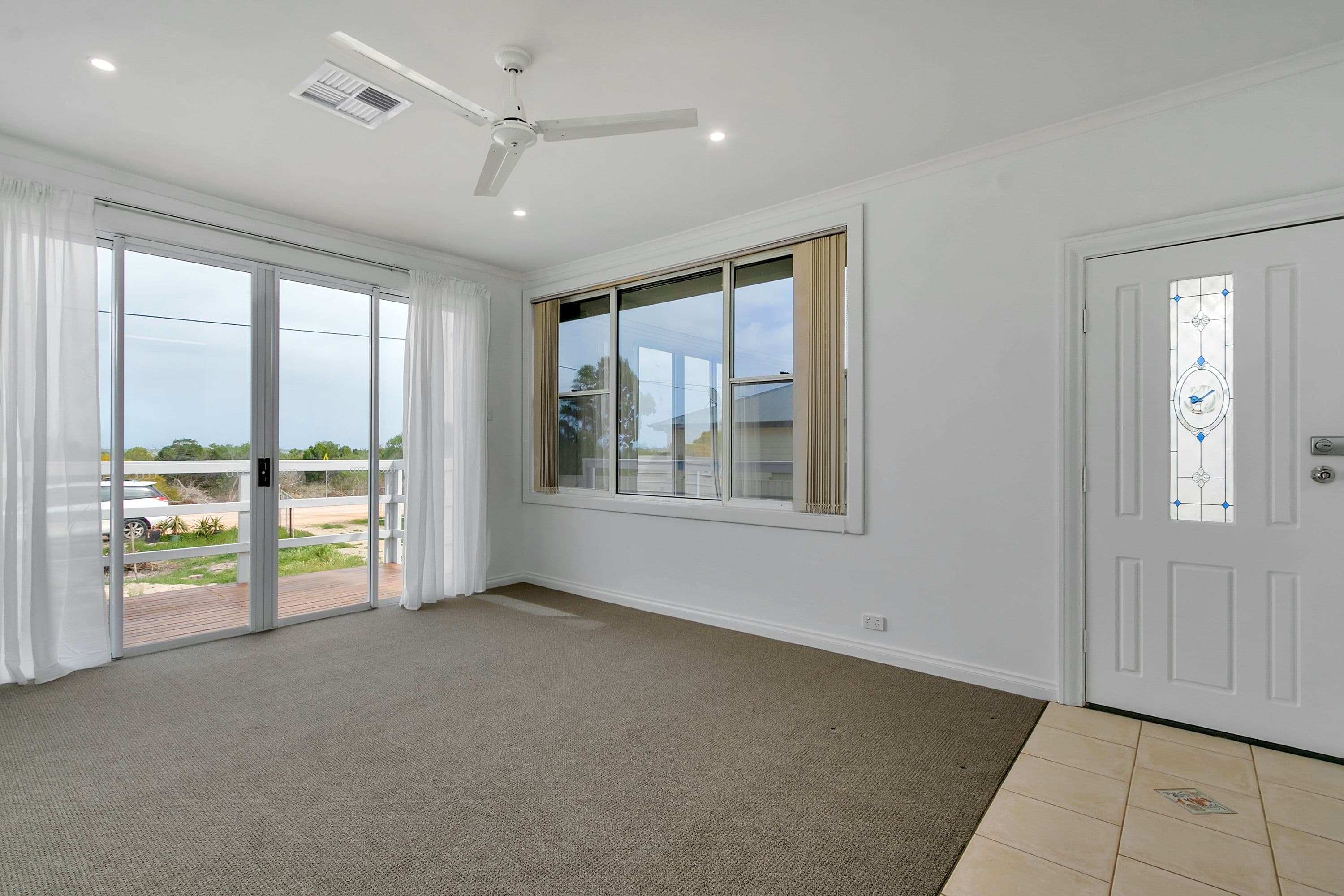 125 The Esplanade, Thompson Beach SA 5501, Thompson Beach - Thumbnail 3