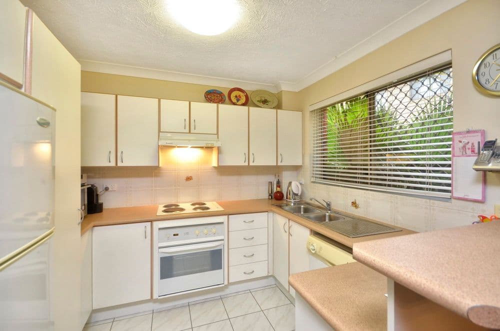 50 Rialto Street, COORPAROO QLD 4151, Coorparoo - Thumbnail 3