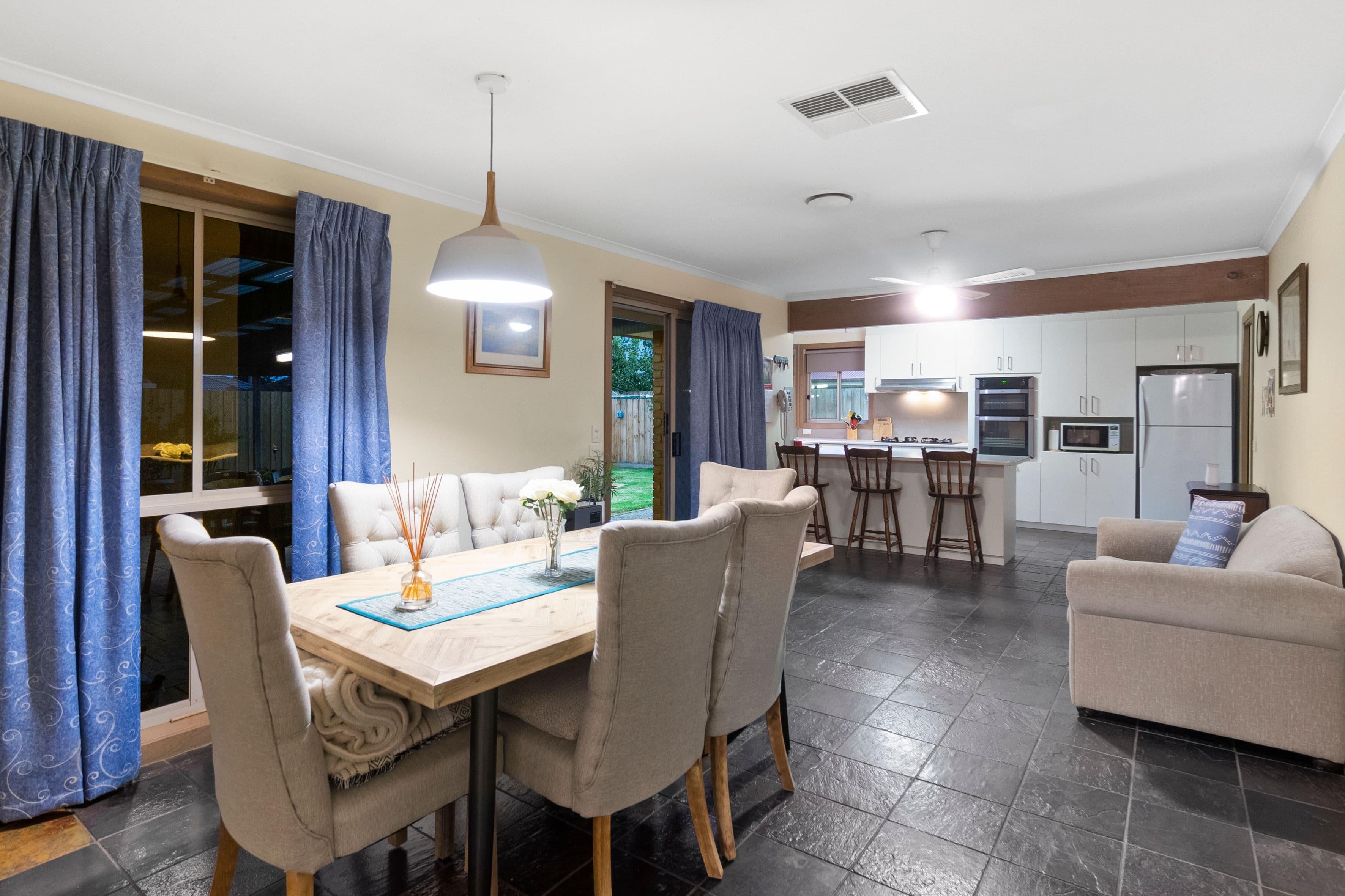 4 Grace Close, Wyndham Vale VIC 3024, Wyndham Vale - Thumbnail 7
