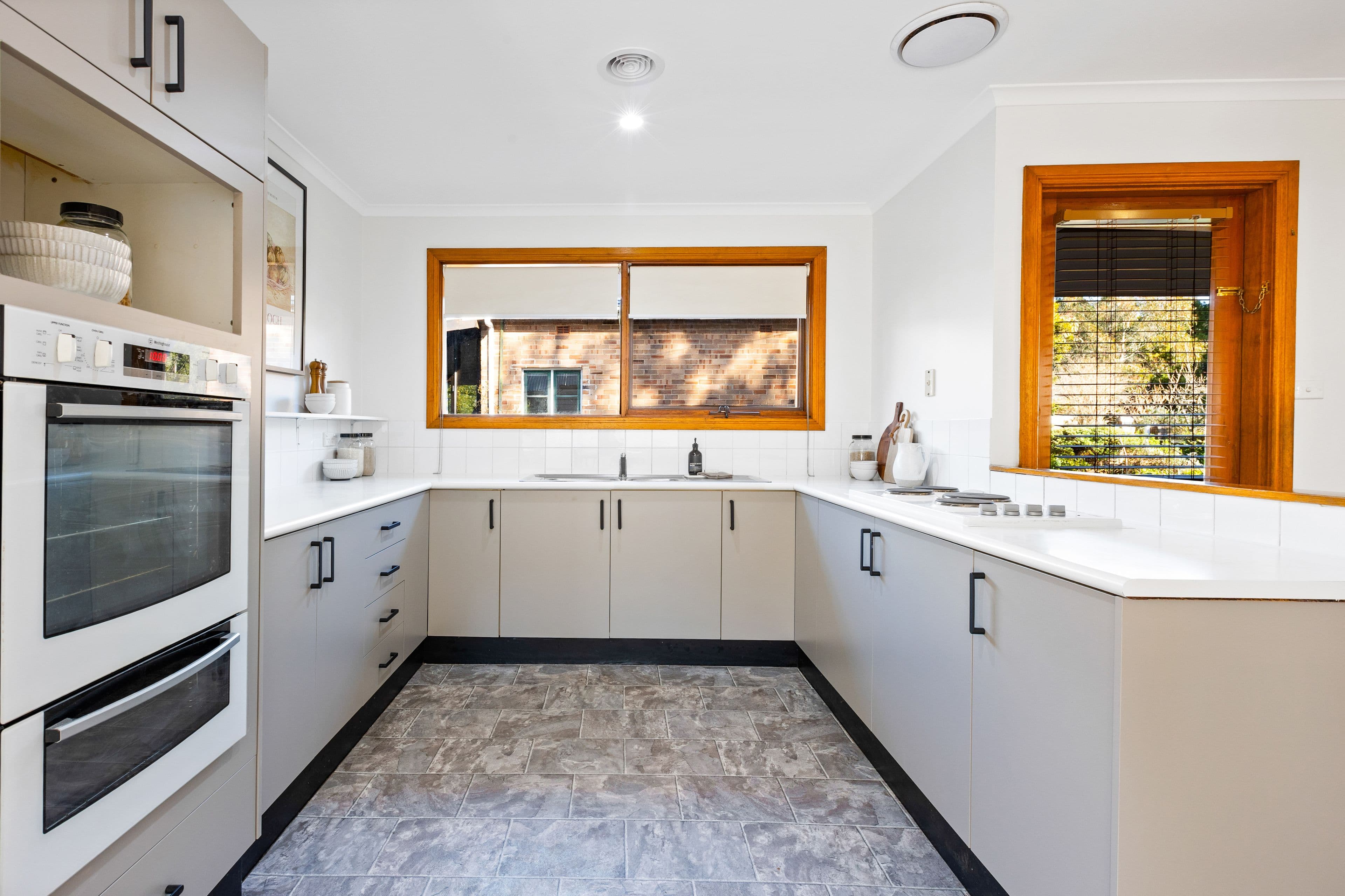 39 Hat Hill Road, Blackheath NSW 2785, Blackheath - Thumbnail 5