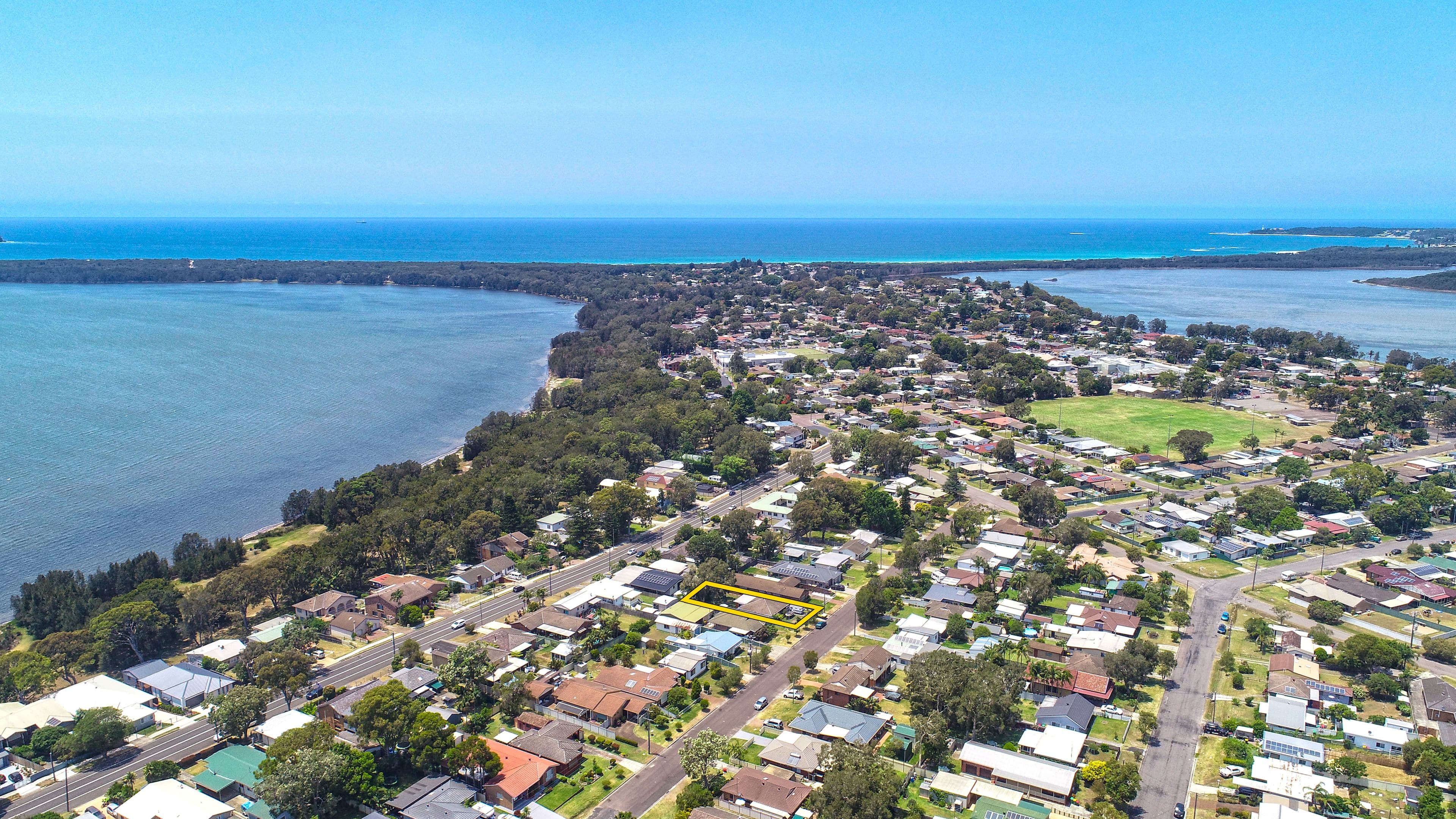 17 Manoa Road, Budgewoi NSW 2262, Budgewoi - Thumbnail 2