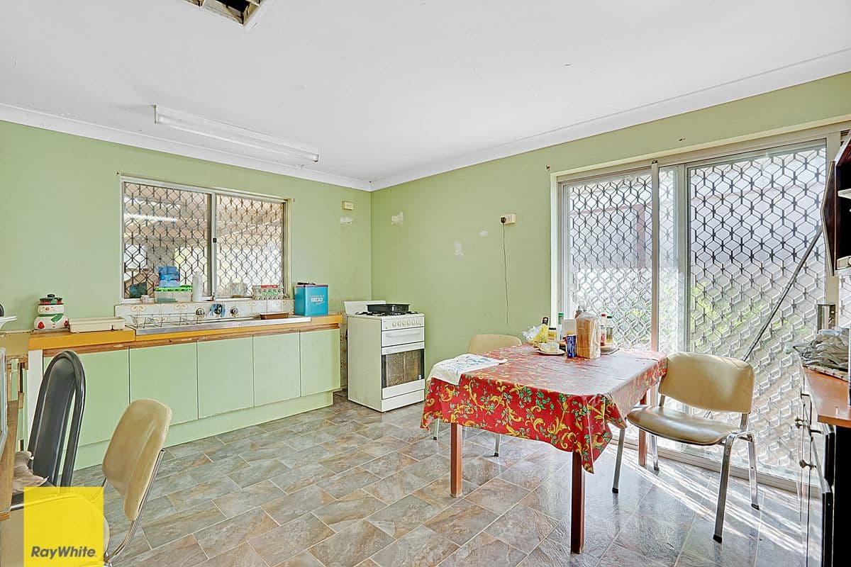 31 Colne Way, Girrawheen WA 6064, Girrawheen - Thumbnail 8