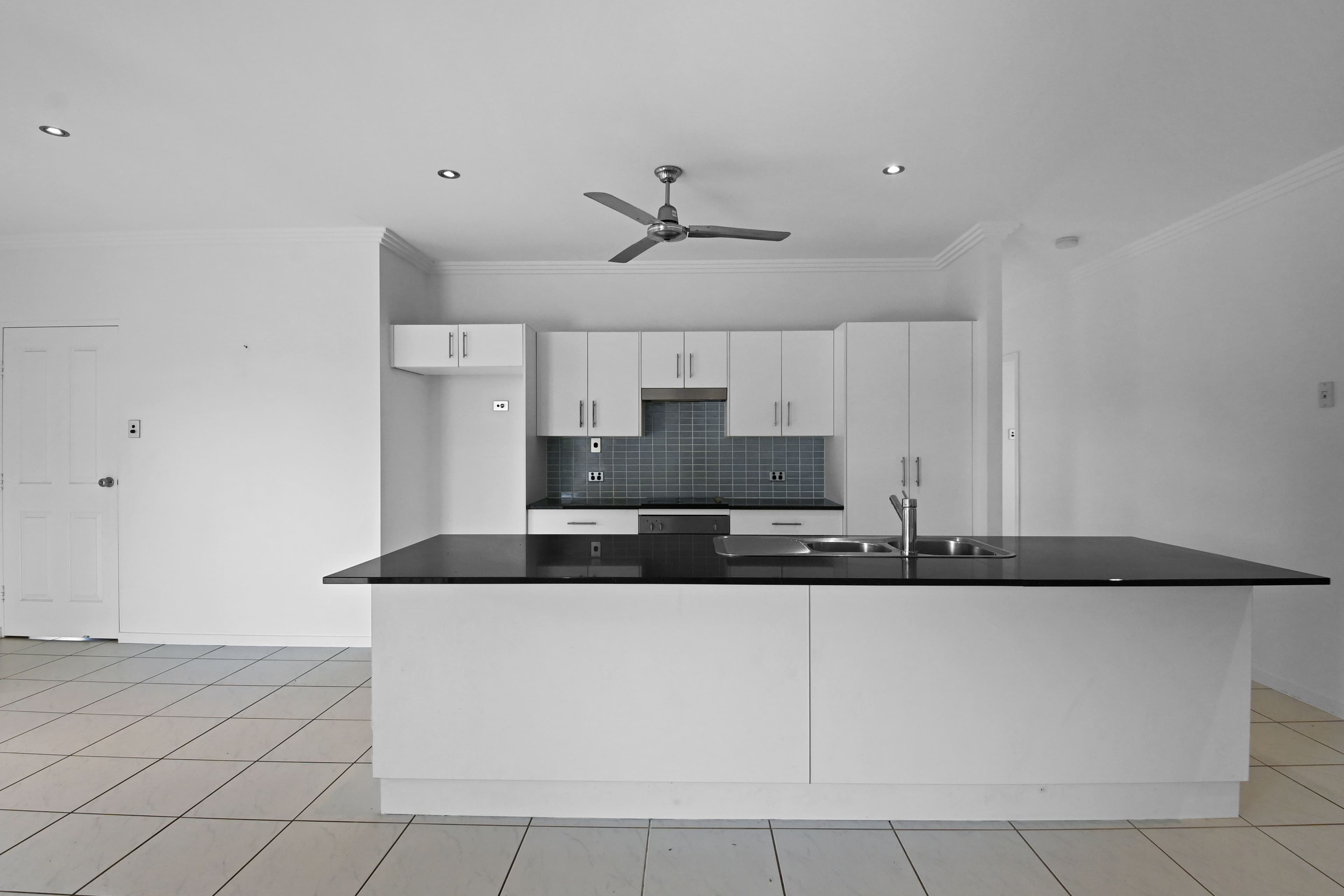 148 Daintree Drive, Bushland Beach QLD 4818, Bushland Beach - Thumbnail 3