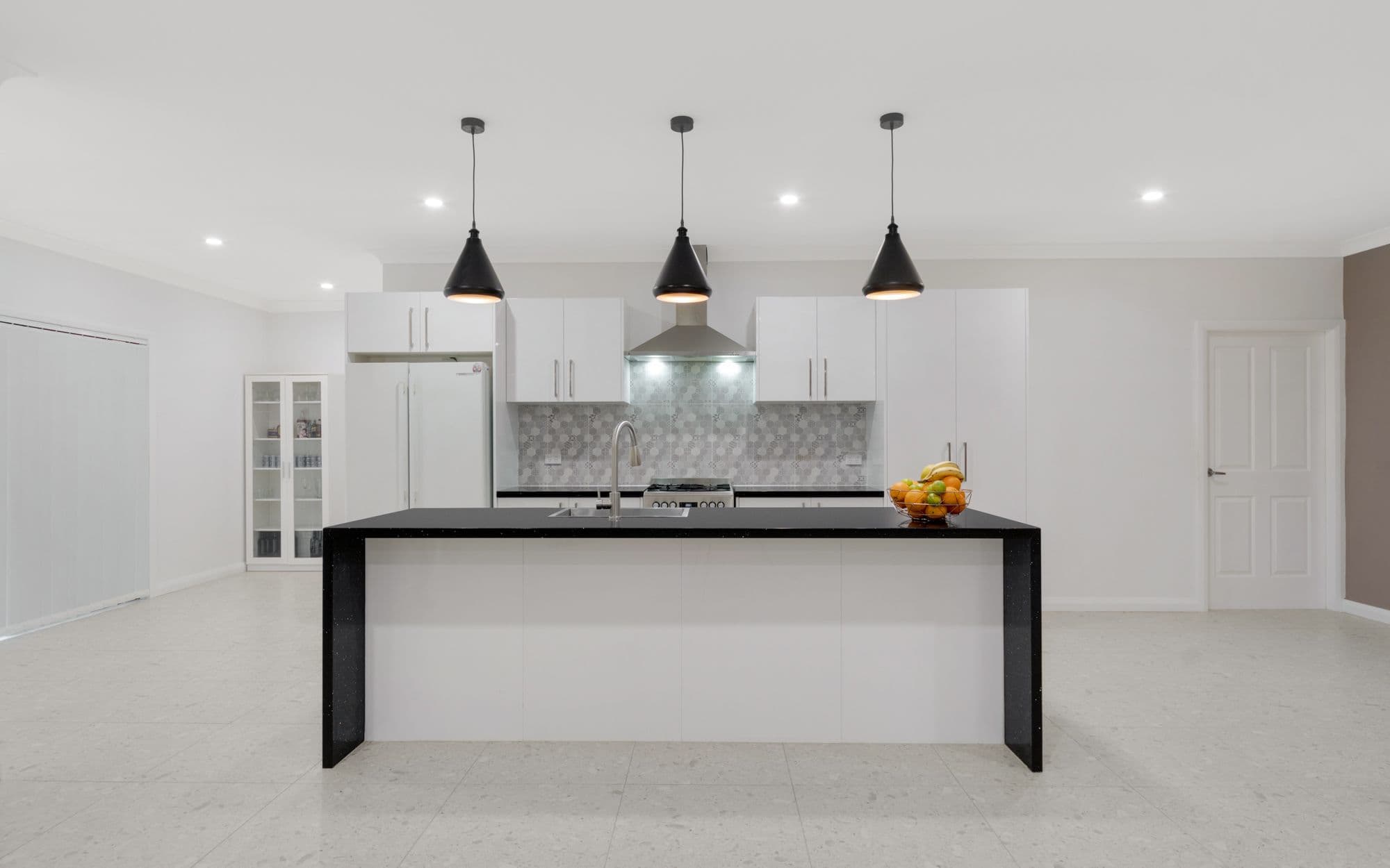 124 Hampshire Boulevard, Spring Farm NSW 2570, Spring Farm - Thumbnail 2