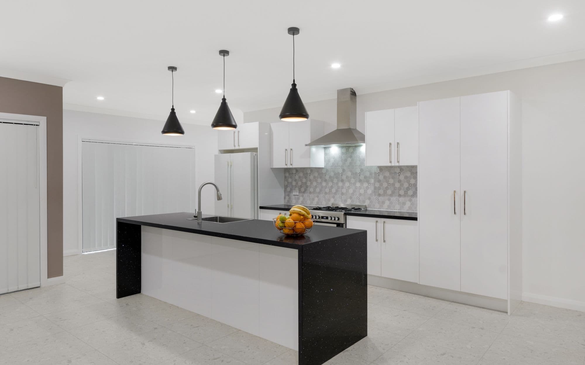 124 Hampshire Boulevard, Spring Farm NSW 2570, Spring Farm - Thumbnail 3