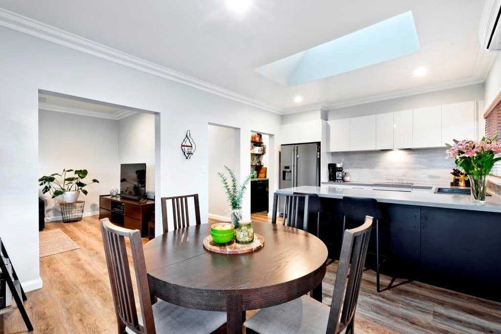65 Fernside Avenue, Briar Hill VIC 3088, Briar Hill - Thumbnail 4