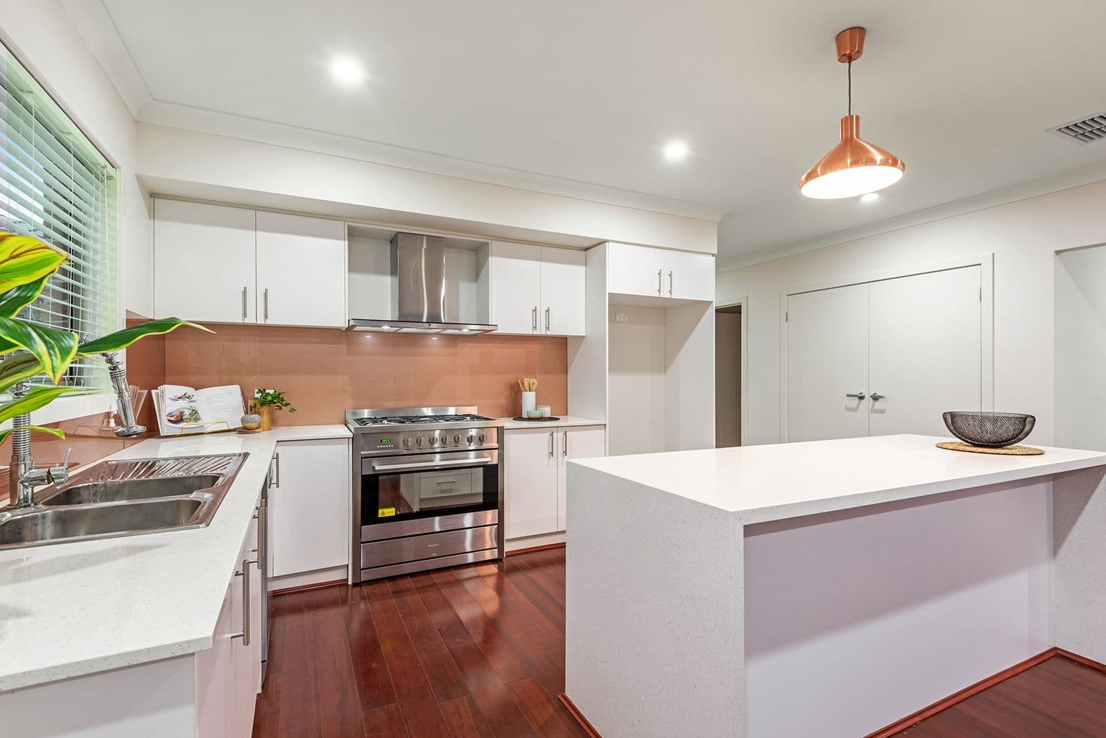 169 Wattletree Street, Craigieburn VIC 3064, Craigieburn - Thumbnail 4