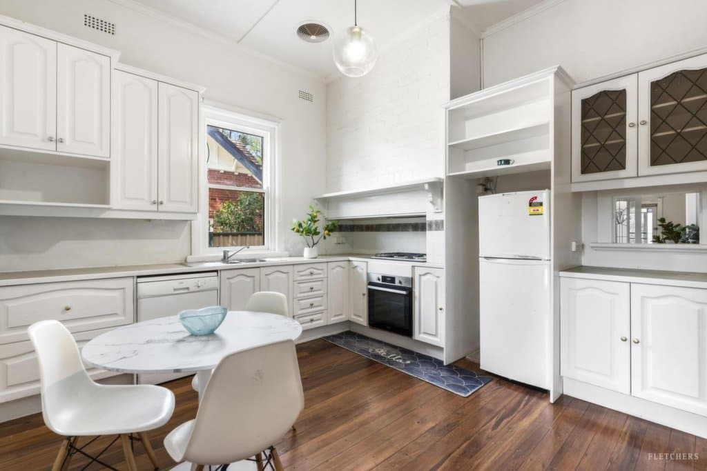 137 Cotham Road, Kew - Thumbnail 3