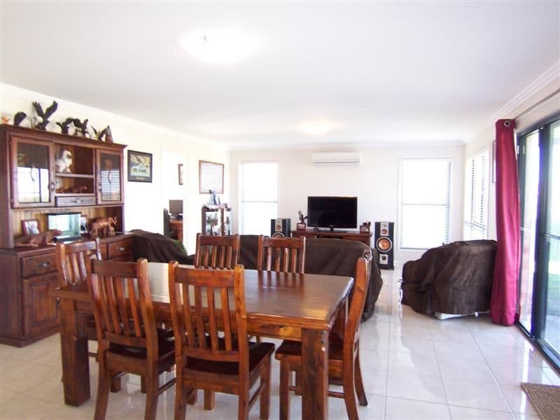 12 Willowview Court, KINGSTHORPE QLD 4400, Kingsthorpe - Thumbnail 8