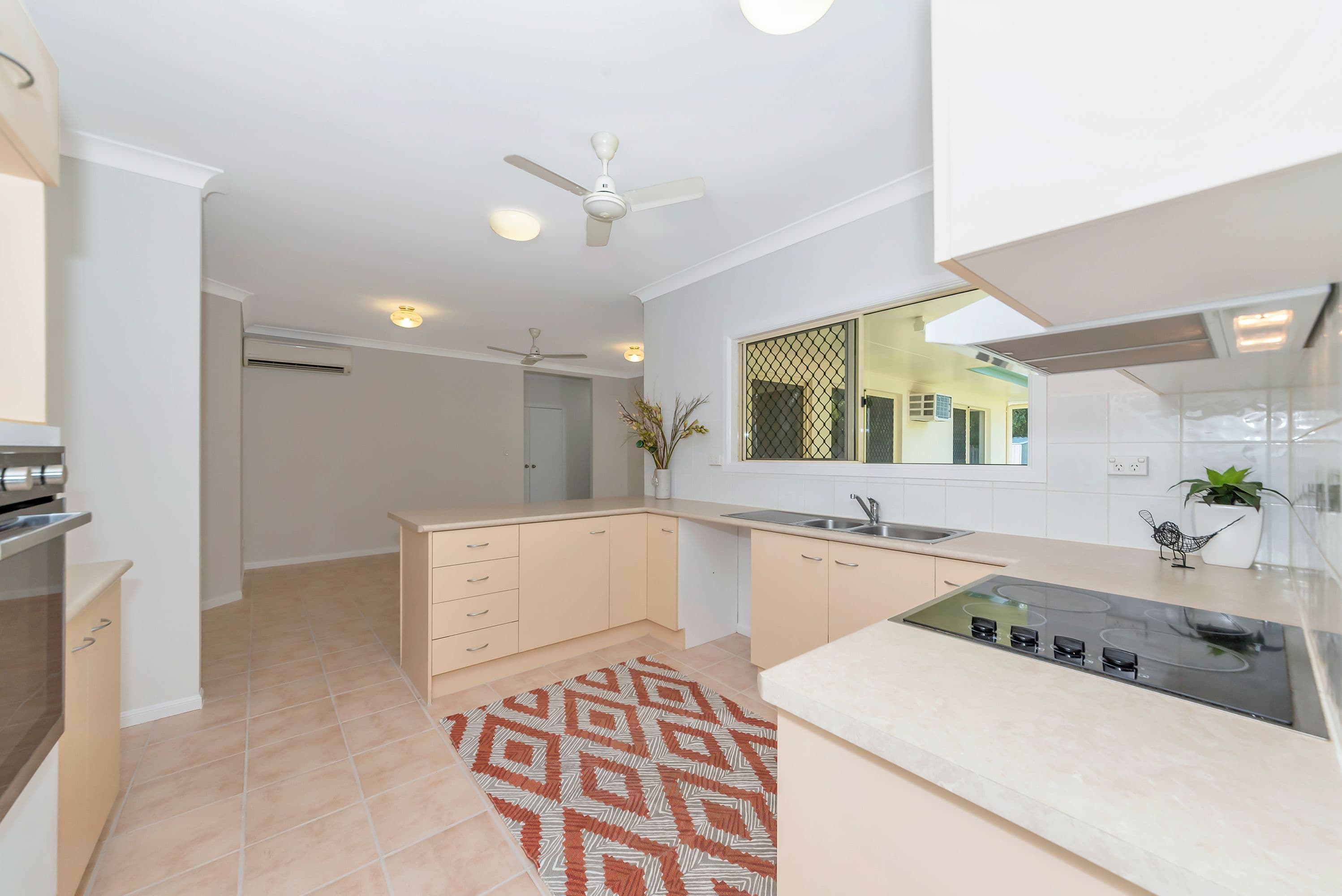 31 Milgate Crescent, Kirwan QLD 4817, Kirwan - Thumbnail 2