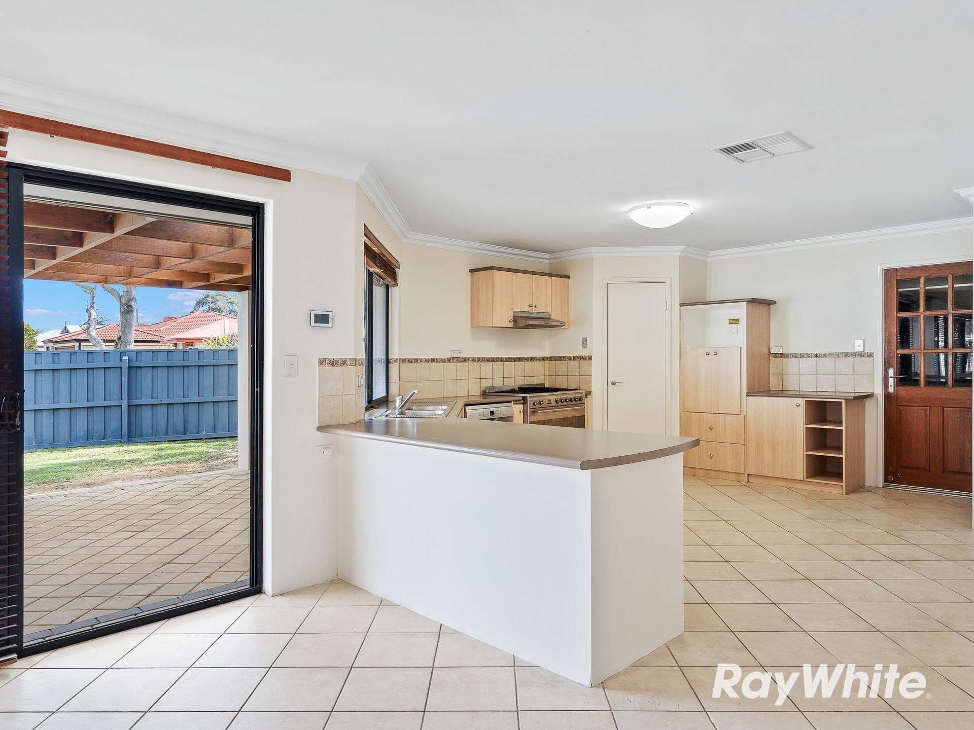 17 Chantilly Circuit, Meadow Springs WA 6210, Meadow Springs - Thumbnail 7