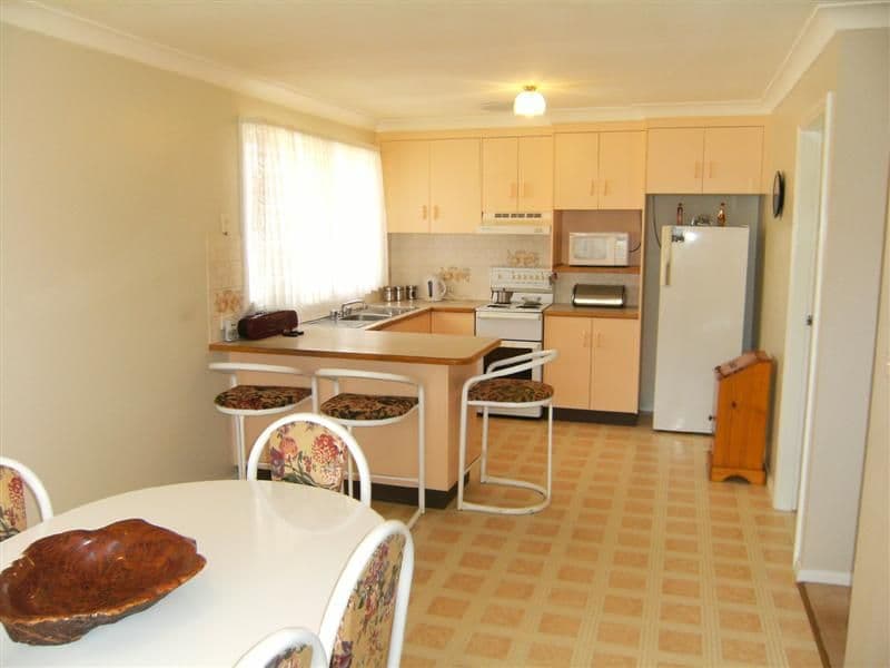 42 Jack William Drive, DUBBO NSW 2830, Dubbo - Thumbnail 2