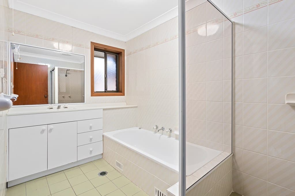 4/12-22 Gibsons Road, Figtree - Thumbnail 5