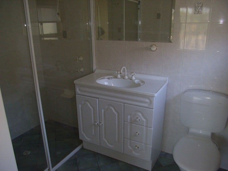 12  Hatherleigh Road, PARAFIELD GARDENS SA 5107, Parafield Gardens - Thumbnail 2