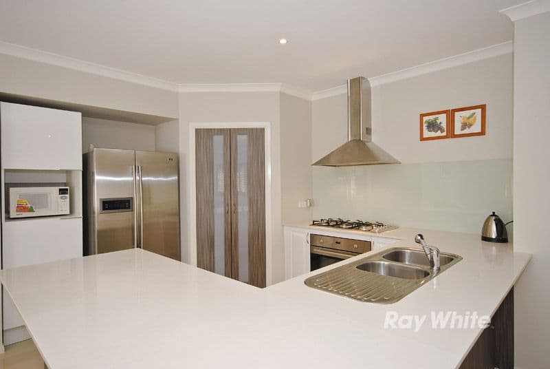 97 Raheen Avenue, WANTIRNA VIC 3152, Wantirna - Thumbnail 4