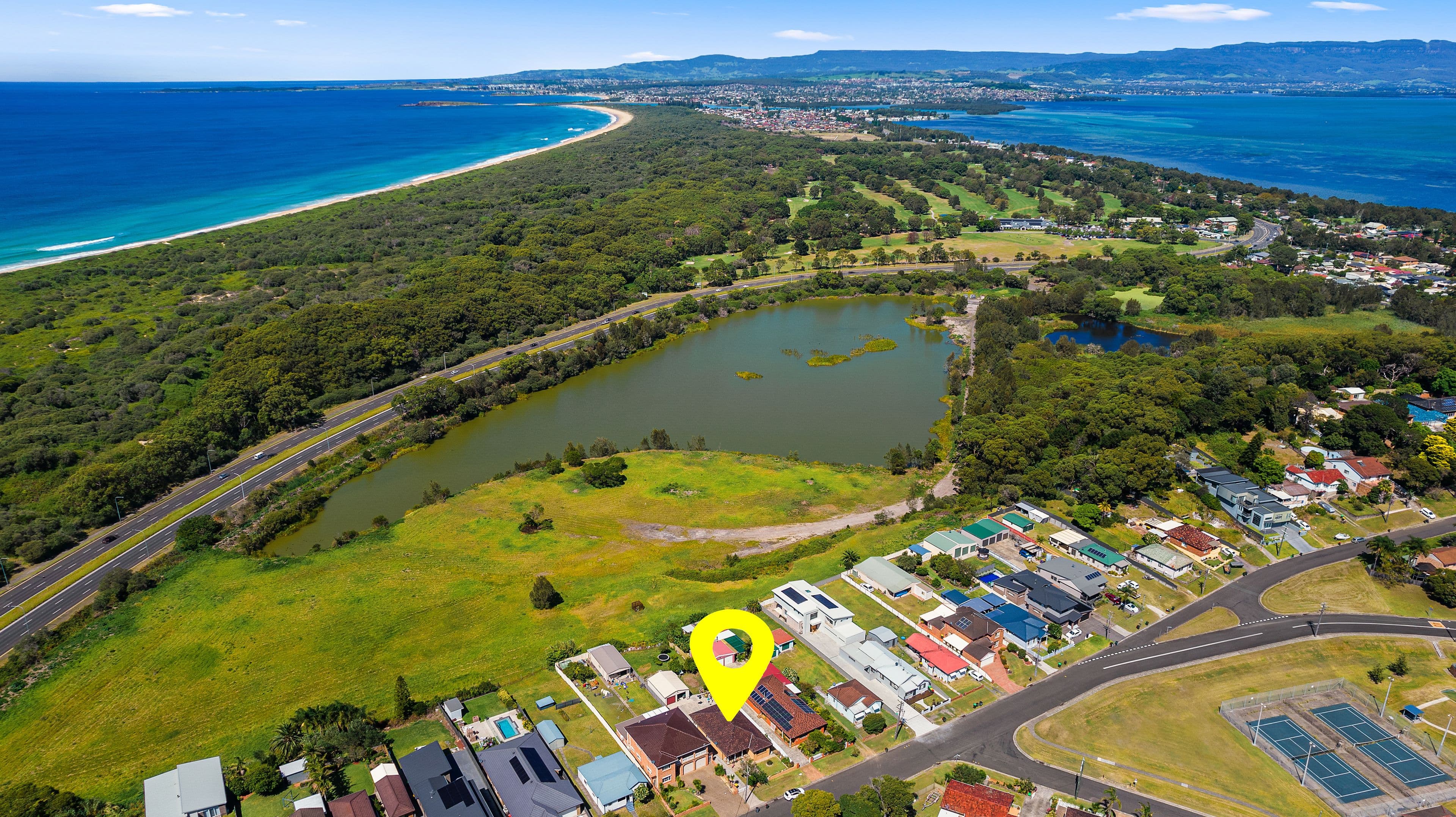 17 Korrongulla Crescent, Primbee NSW 2502, Primbee - Thumbnail 2