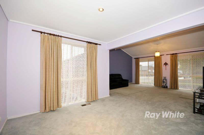 11 Mandala Court, WANTIRNA SOUTH VIC 3152, Wantirna South - Thumbnail 8