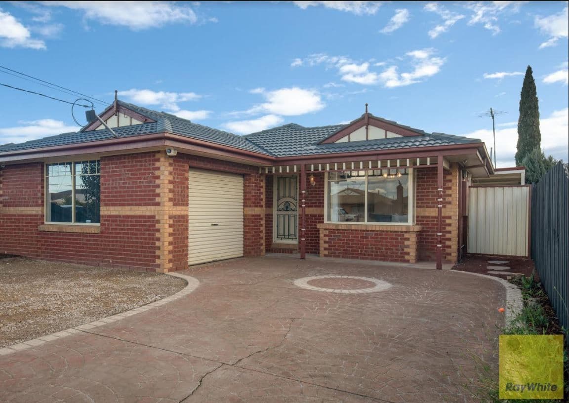 13 Tomkin Court, Altona Meadows VIC 3028, Altona Meadows - Thumbnail 2