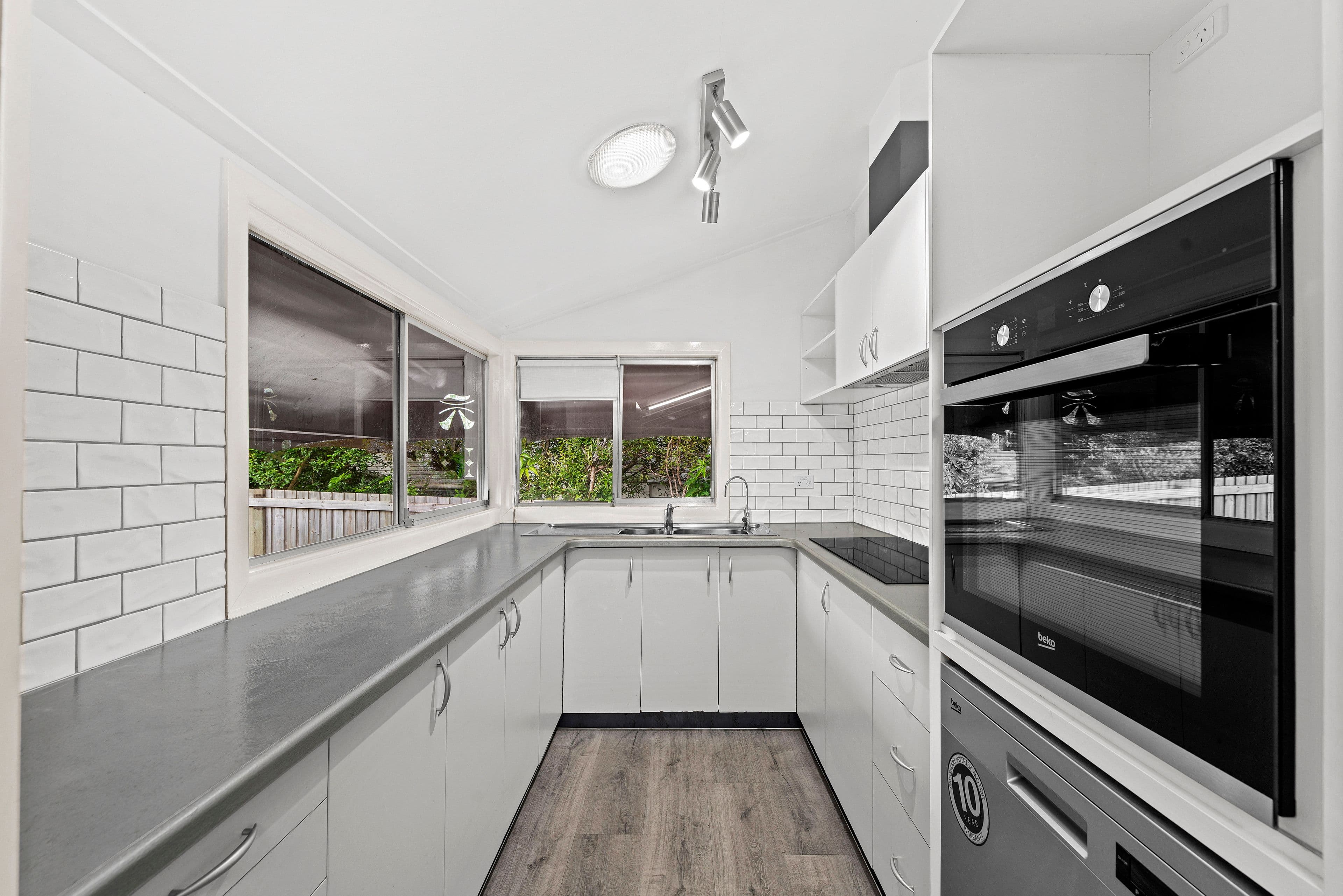 29 Camelot Street, Tennyson QLD 4105, Tennyson - Thumbnail 3