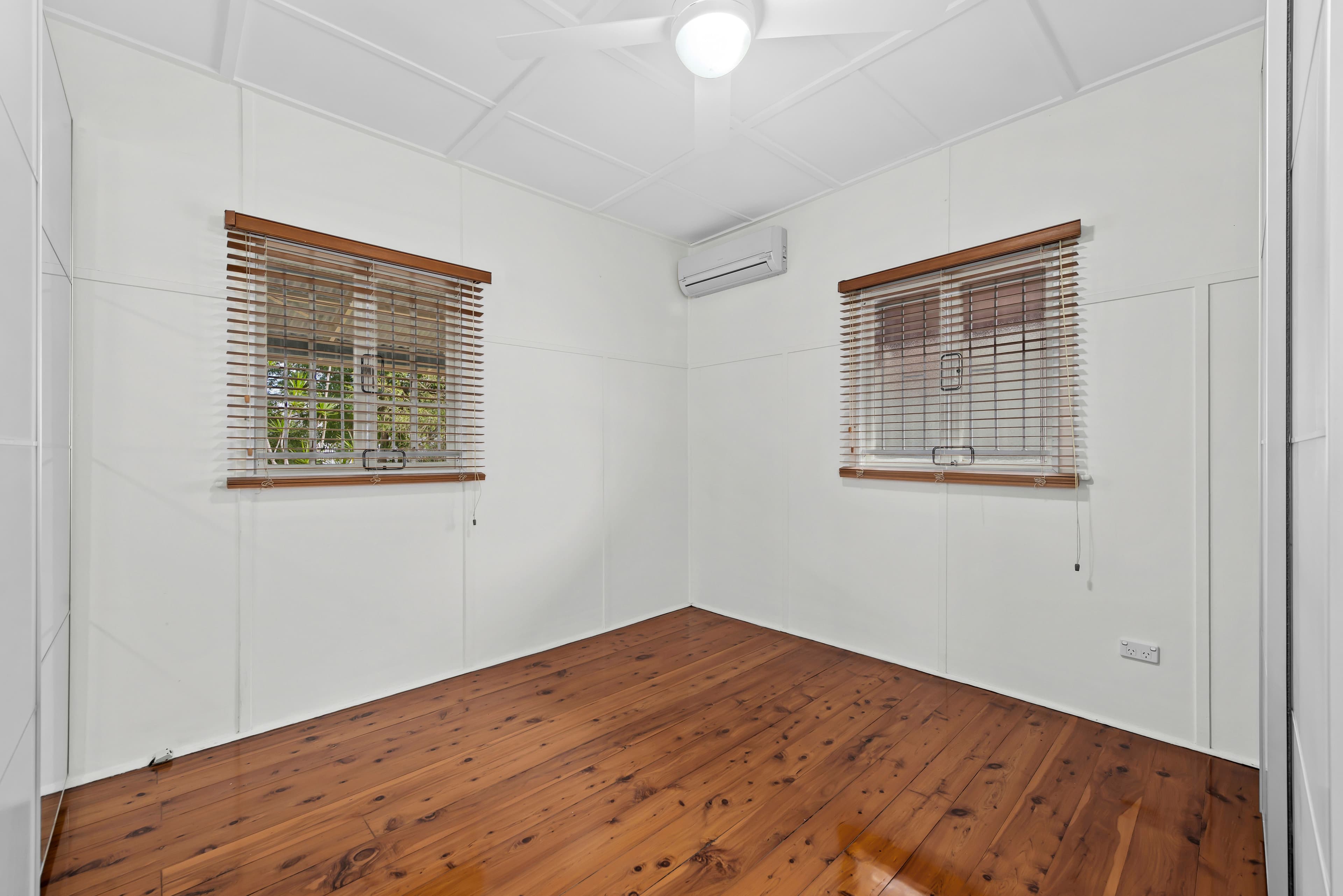 29 Camelot Street, Tennyson QLD 4105, Tennyson - Thumbnail 5