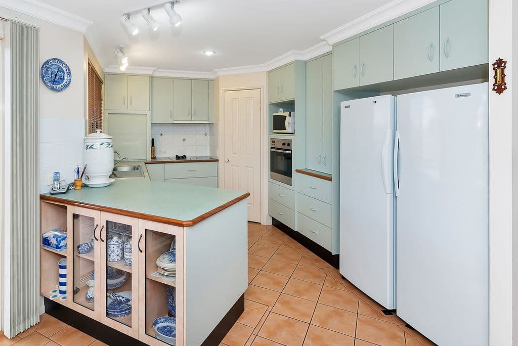 7 Drumcoes Court, Middle Ridge QLD 4350, Middle Ridge - Thumbnail 4
