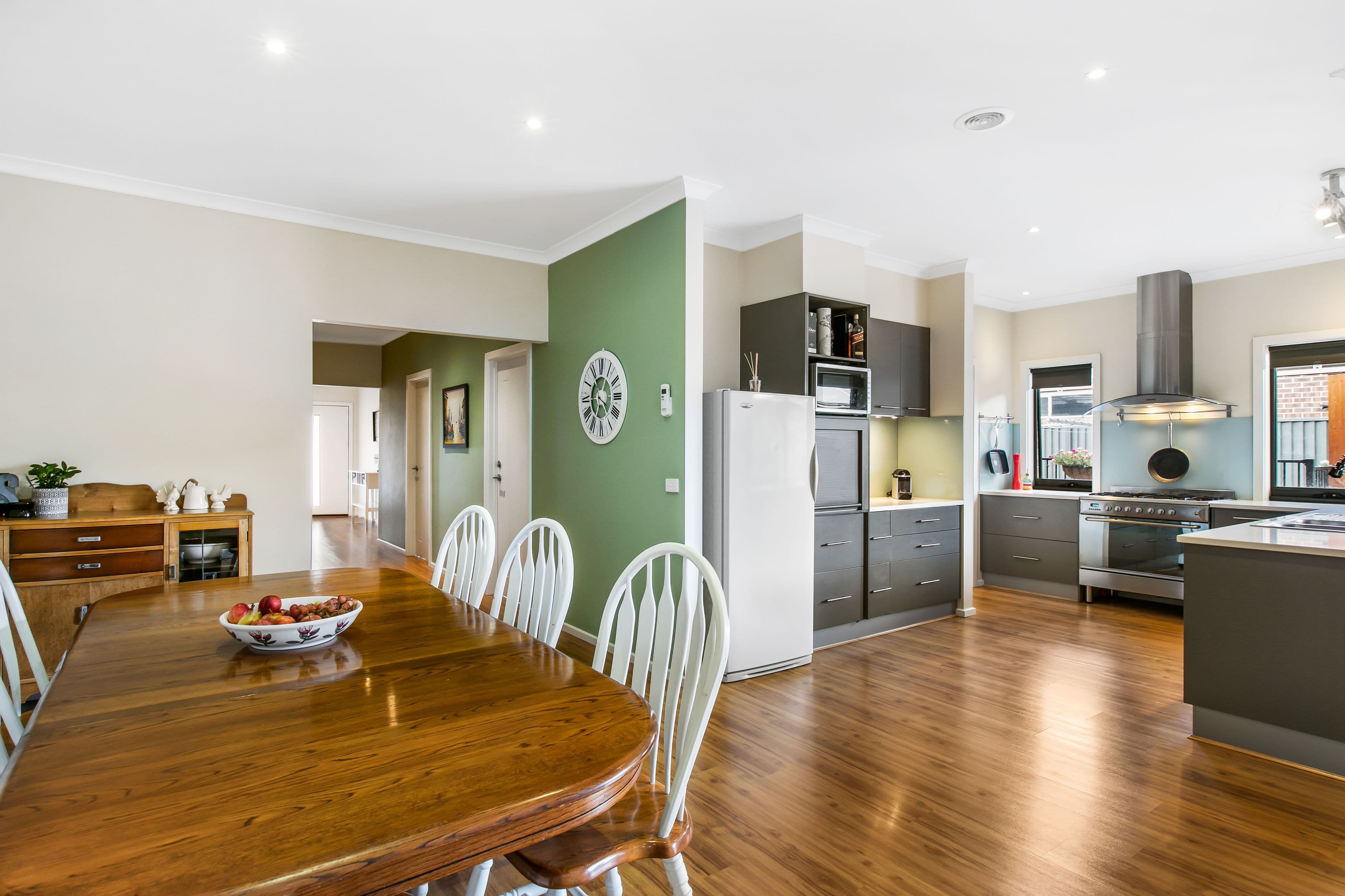 13 Parmentier Way, Pakenham VIC 3810, Pakenham - Thumbnail 4