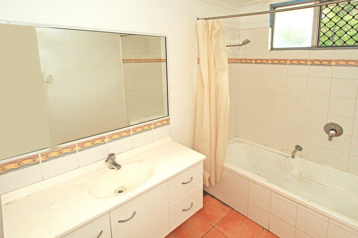 24 Tynan Street, Park Avenue QLD 4701, Park Avenue - Thumbnail 4