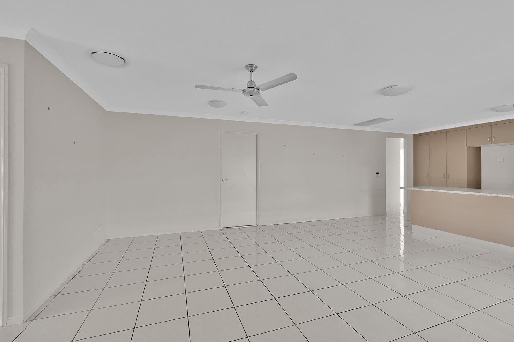 7 Singleton Court, Emerald QLD 4720, Emerald - Thumbnail 5
