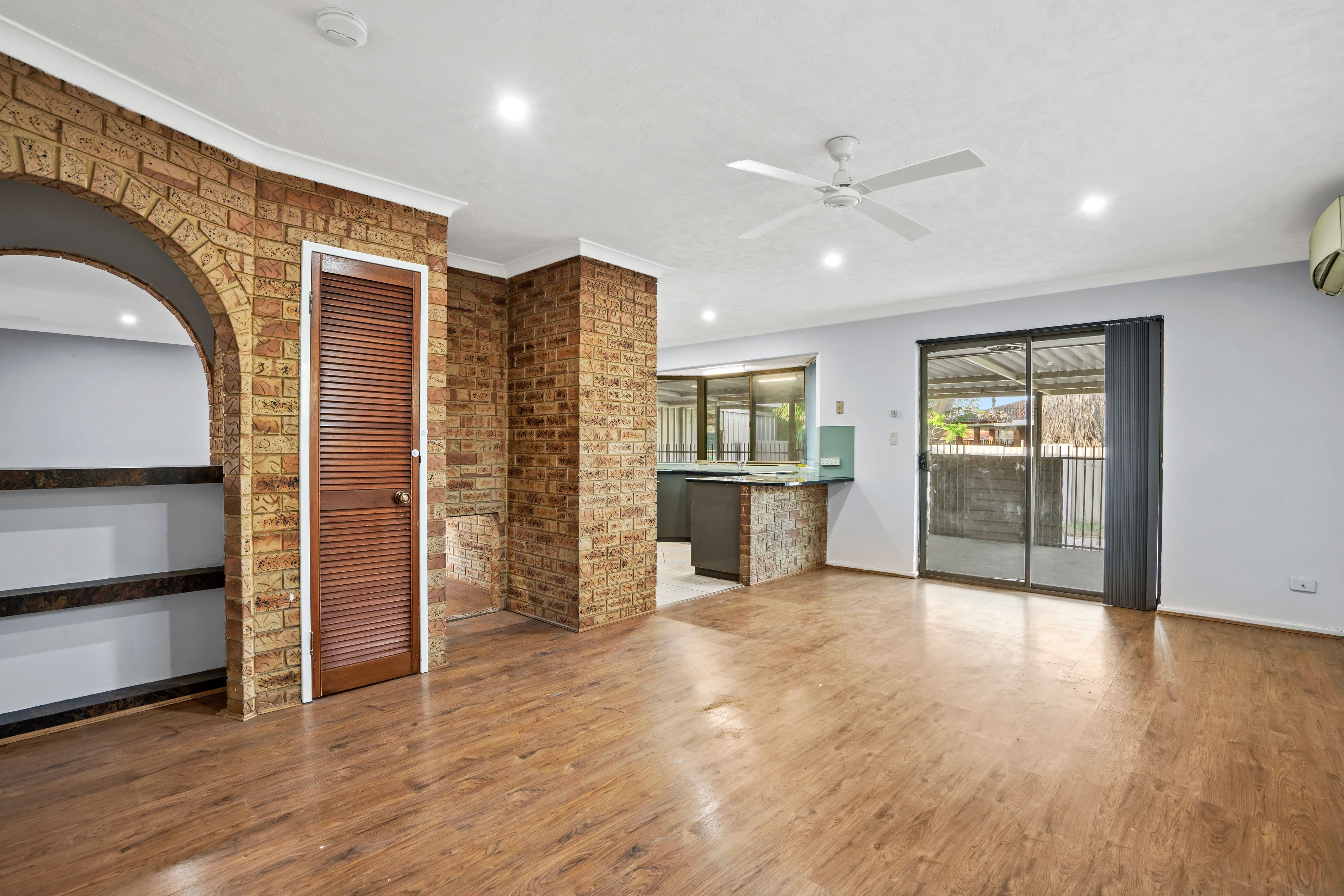 29 Heron Court, Camillo WA 6111, Camillo - Image 1