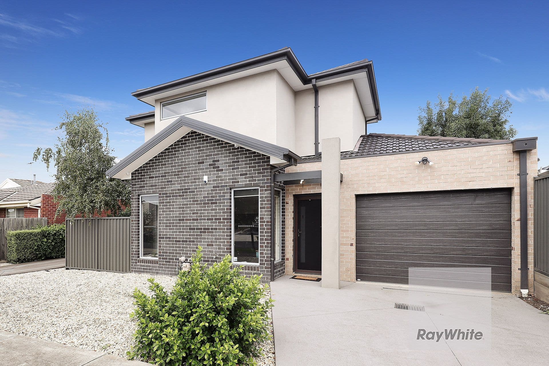 21 Bourchier Street, Glenroy VIC 3046, Glenroy - Thumbnail 2