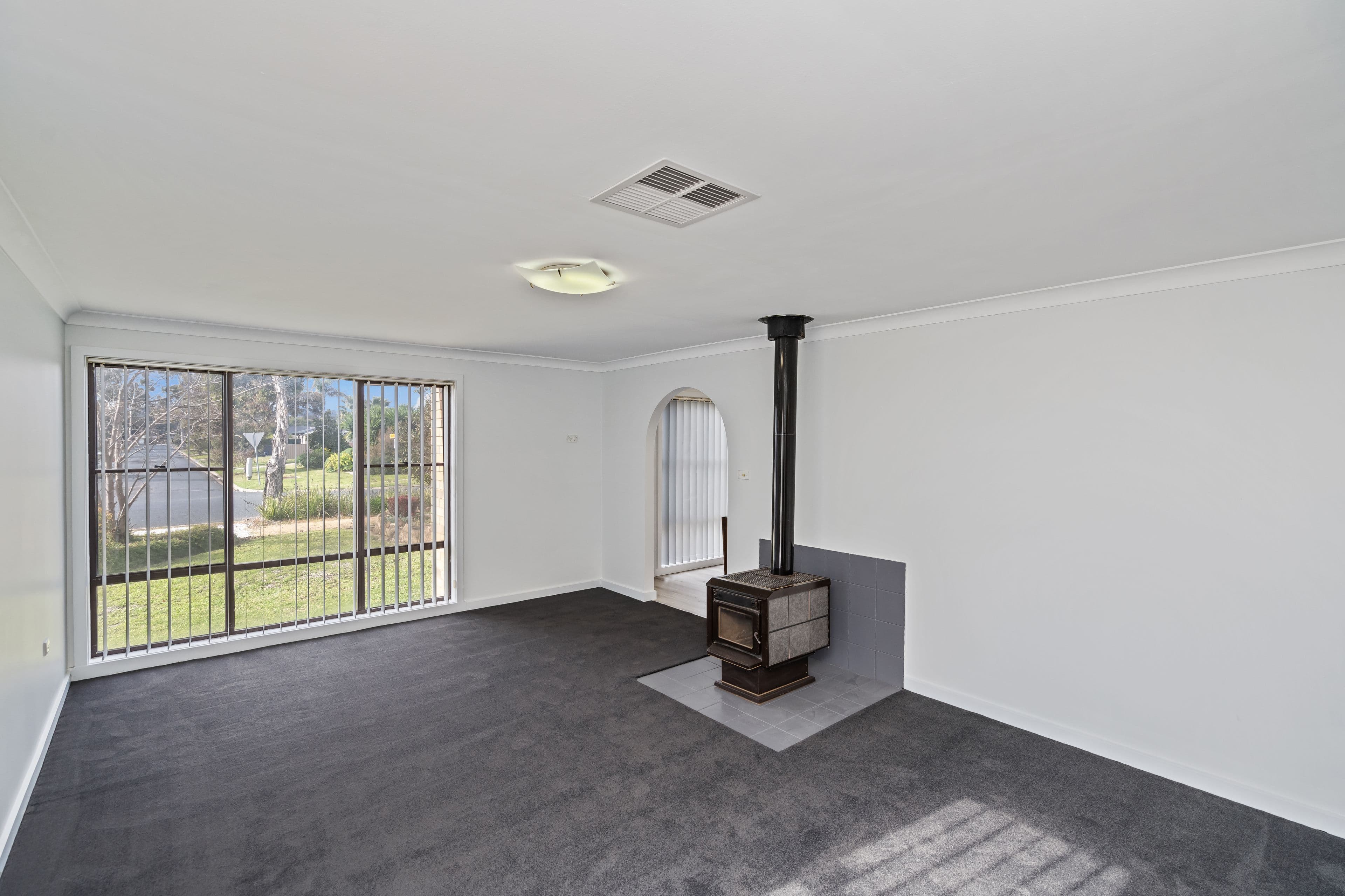 10 Bandera Avenue, Glenfield Park NSW 2650, Glenfield Park - Thumbnail 5