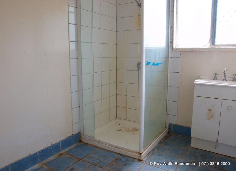 108 Barclay Street, BUNDAMBA QLD 4304, Bundamba - Thumbnail 3