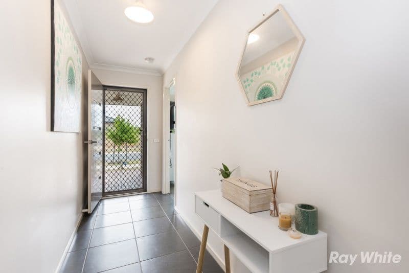 22 Kernot Street, Bannockburn VIC 3331, Bannockburn - Thumbnail 3
