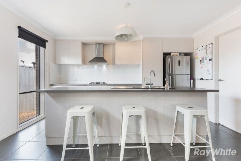 22 Kernot Street, Bannockburn VIC 3331, Bannockburn - Thumbnail 5