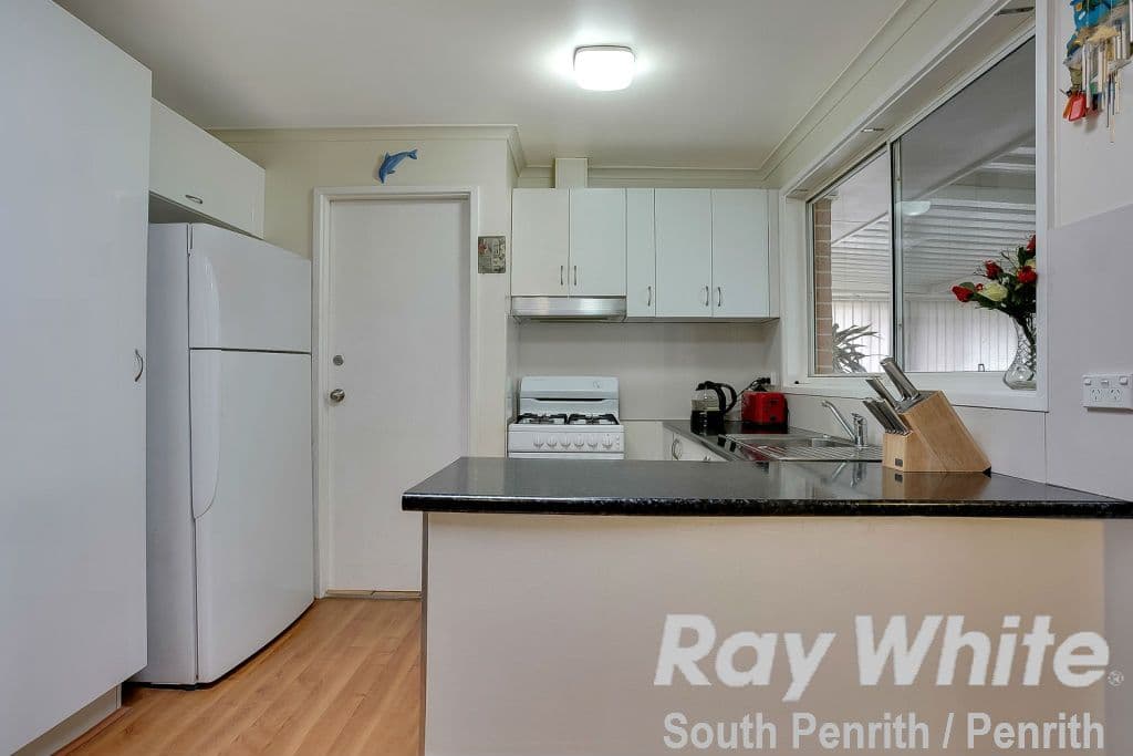 9 Beethoven Place, Cranebrook - Thumbnail 4